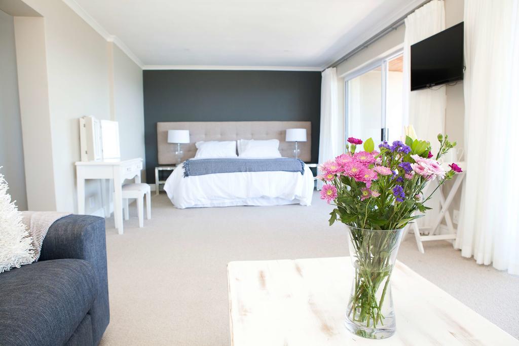 Seabreeze Luxury Two Bedroom Self Catering Penthouse Simon's Town Room photo